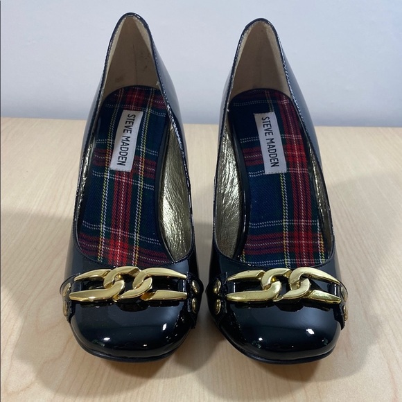 Steve Madden Merri Black Patent Leather Heels with Chain Detail - Picture 2 of 9
